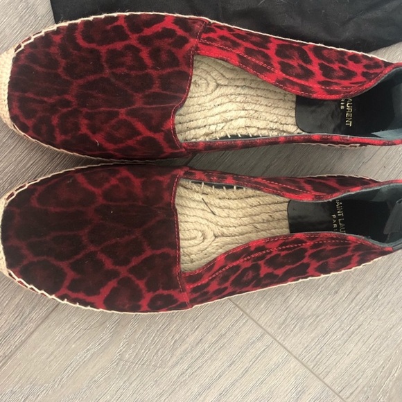 NEW‼️ SAINT LAURENT Red Suede Leopard Espadrilles - Picture 2 of 5